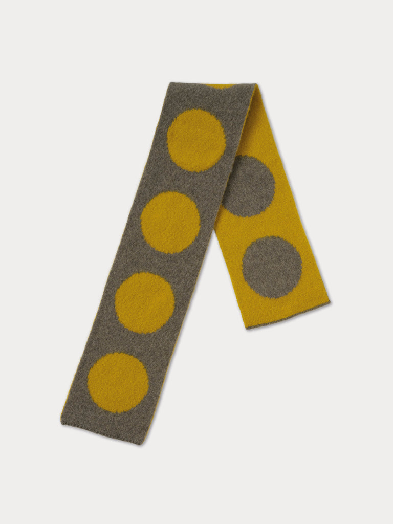 grey and yellow spotty scarf