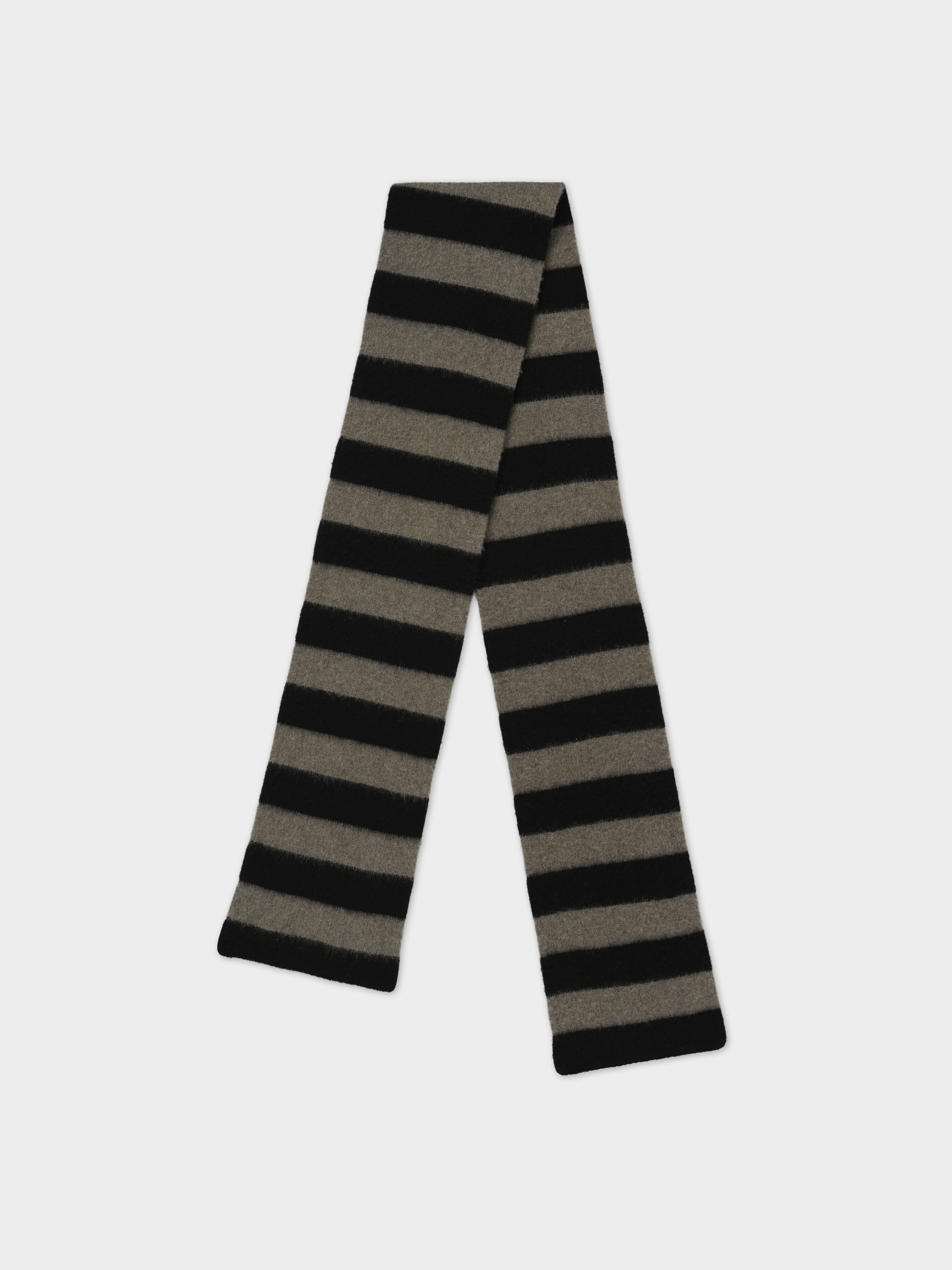 BRUSHED STRIPE SCARF BLACK & MOSS – Jo Gordon